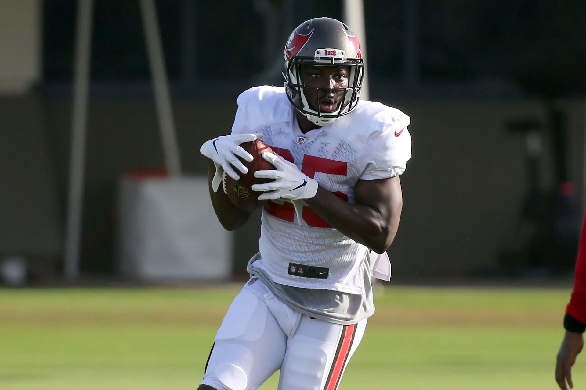 NFL: Former Tampa Bay Buccaneers RB LeSean McCoy - Source: Getty